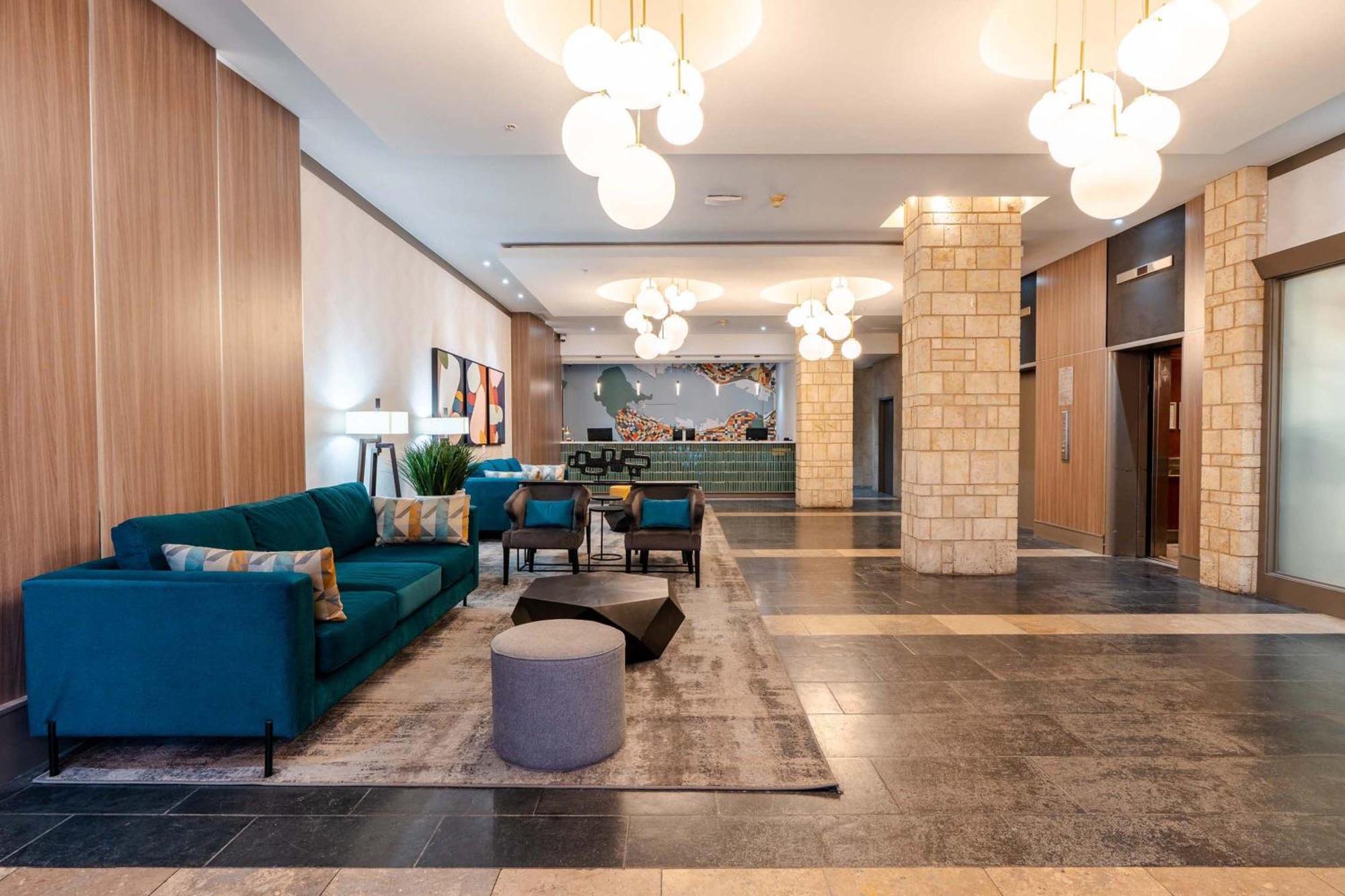 Sandman Suites Vancouver On Davie Luaran gambar
