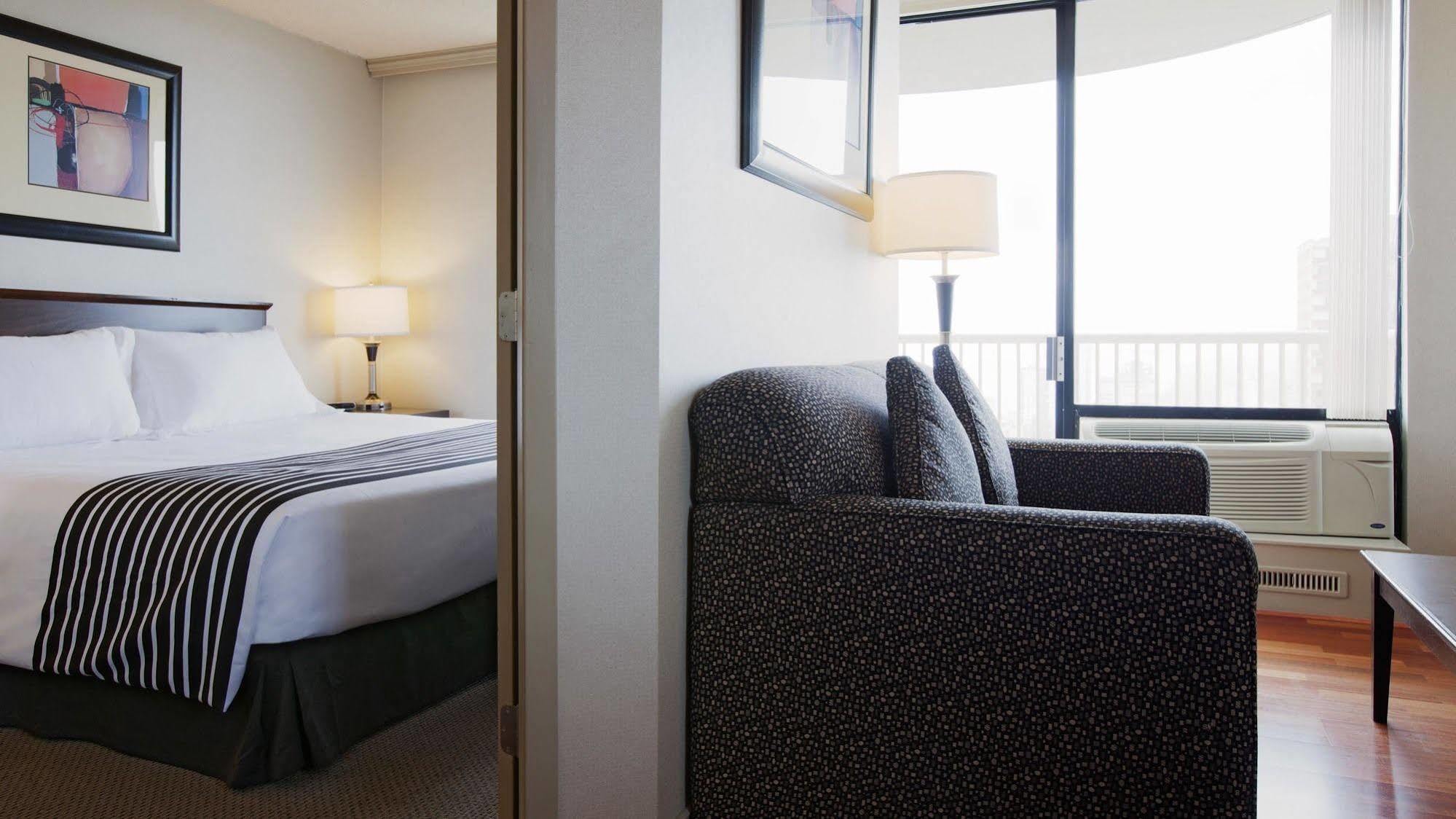 Sandman Suites Vancouver On Davie Luaran gambar